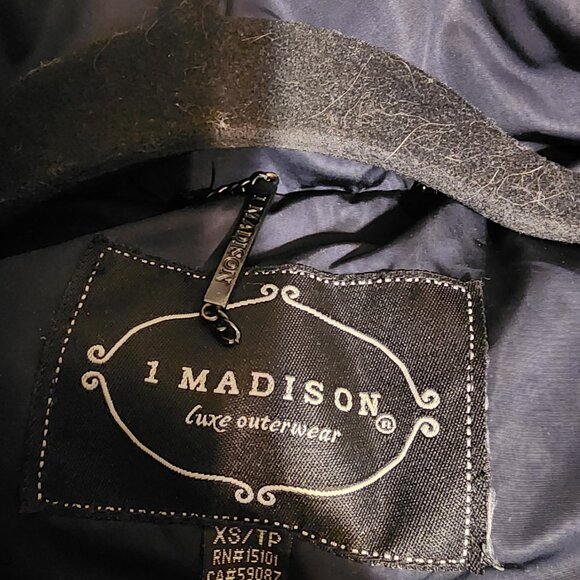 1 Madison Down-Filled Faux Fur Hooded Parka Jacket Navy signs of wear XS - Picture 11 of 16